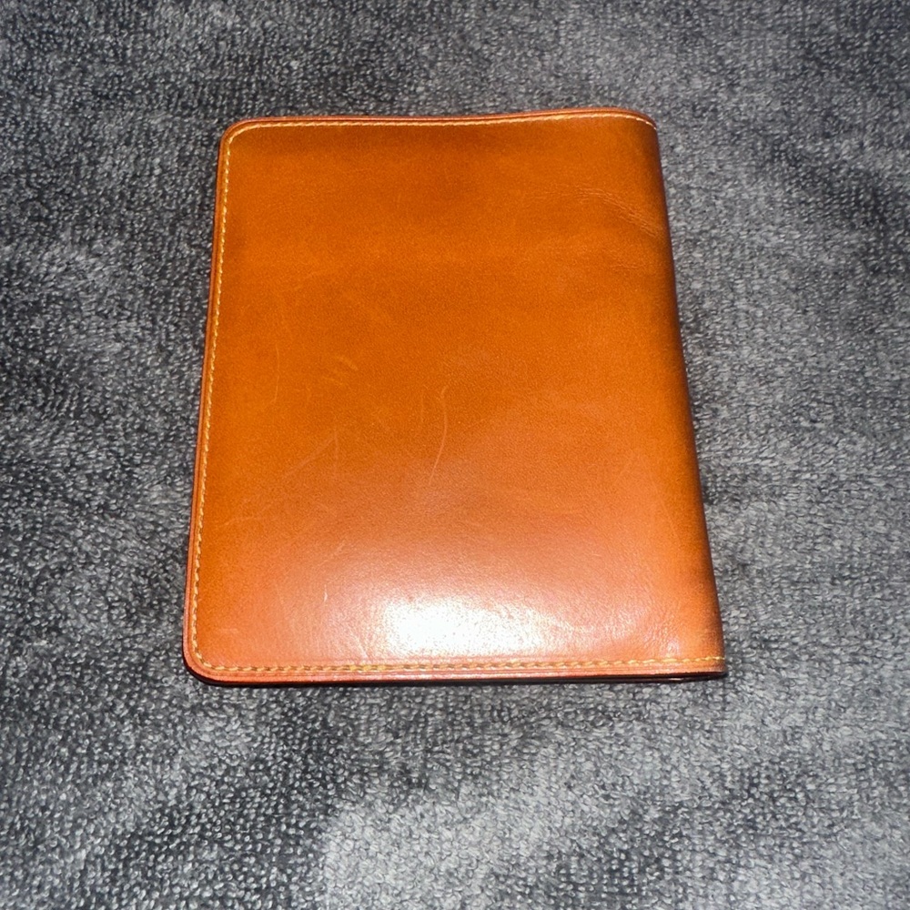Louis Vuitton Nomad Porte Bier 6 Cult Credit Bifold Billfold Caramel Brown